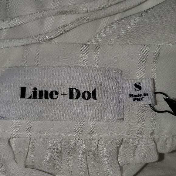 White Flowy Spaghetti Strap Crop Top New Small - Picture 7 of 7